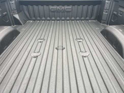 New 2026 GMC Sierra 2500 SLE image 6