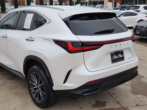 Certified 2024 Lexus NX 250 FWD w/ Premium Package image 11