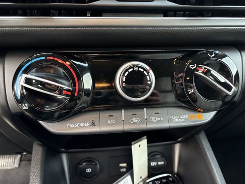 Certified 2022 Hyundai Kona SEL w/ Cargo Package image 19