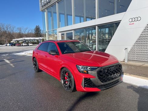 Used 2025 Audi RS Q8 performance image 6