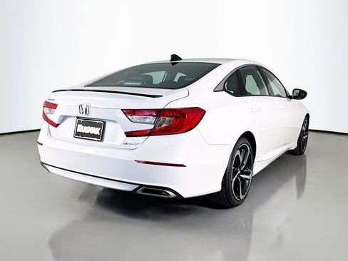 Used 2022 Honda Accord Sport image 7