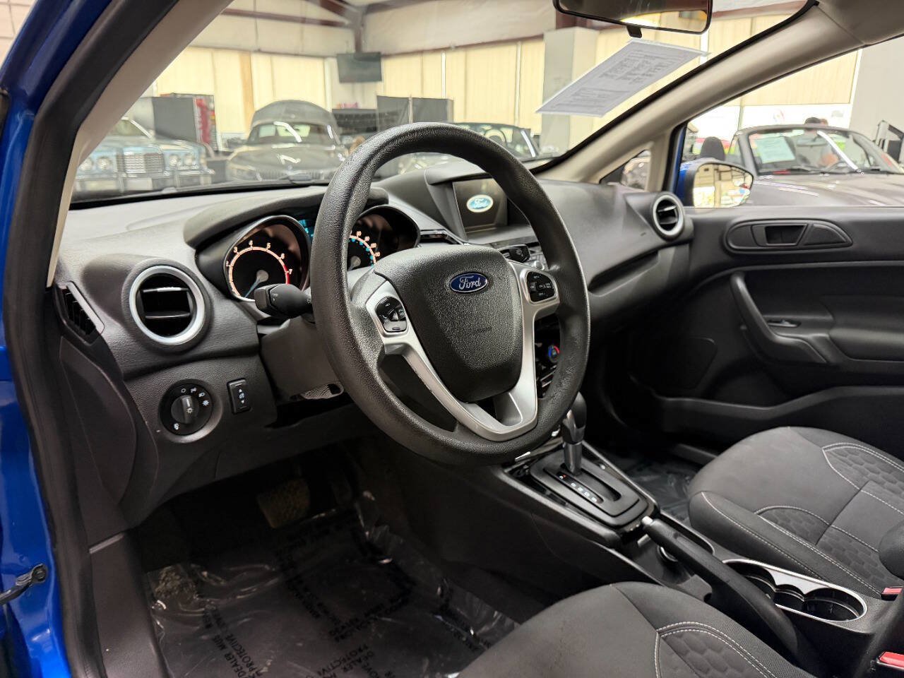 Used 2018 Ford Fiesta SE w/ Equipment Group 201A FWD image 19