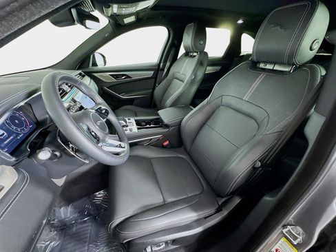 Used 2026 Jaguar F-PACE R-Dynamic S AWD/4WD image 11