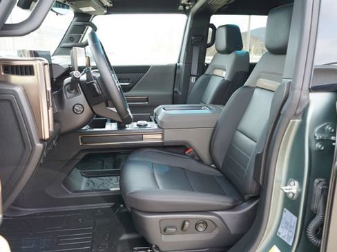 Used 2024 GMC Hummer EV 3X w/ LPO, Illumination Package AWD/4WD image 14