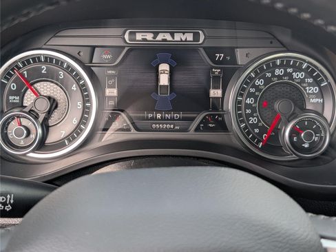 Used 2022 RAM 1500 Big Horn AWD/4WD image 35