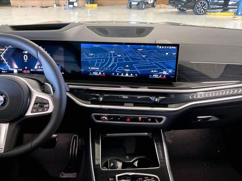 New 2026 BMW X5 sDrive40i image 6