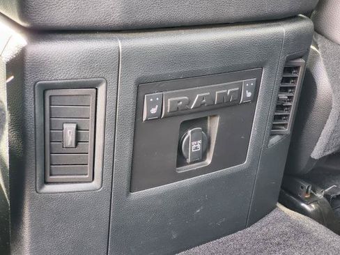 Used 2017 RAM 1500 Laramie w/ Convenience Group AWD/4WD image 26
