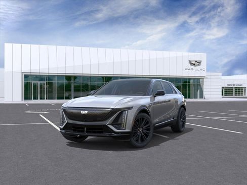 New 2025 Cadillac Lyriq Sport image 8