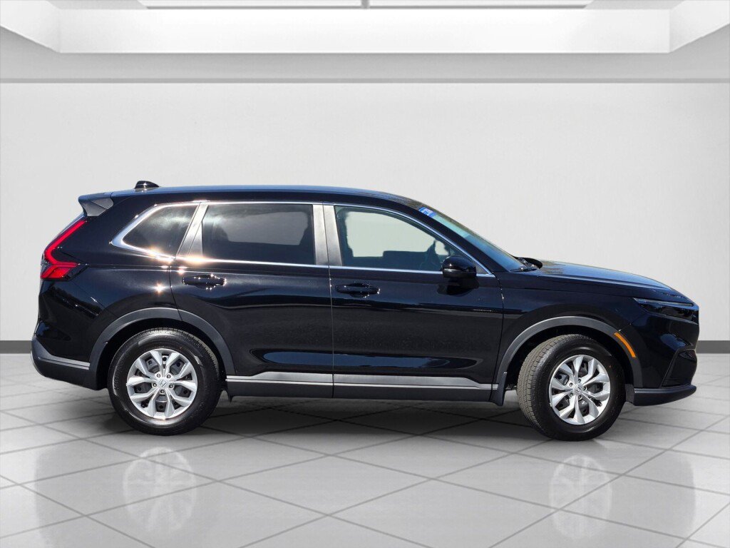 Certified 2026 Honda CR-V LX image 4