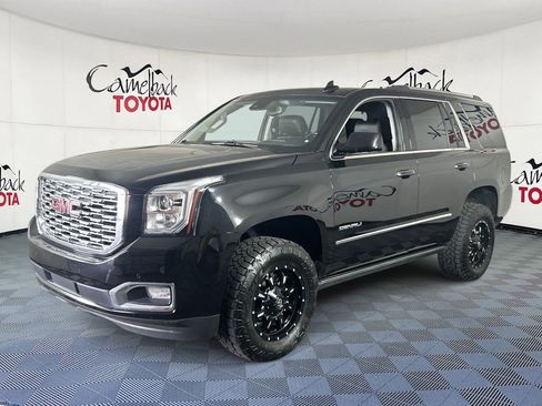 Used 2018 GMC Yukon Denali w/ Open Road Package AWD/4WD image 2