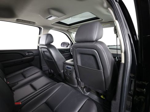 Used 2012 Chevrolet Avalanche LT w/ Suspension Package, Off-Road image 19