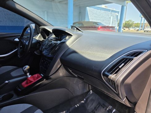 Used 2014 Ford Focus ST image 14