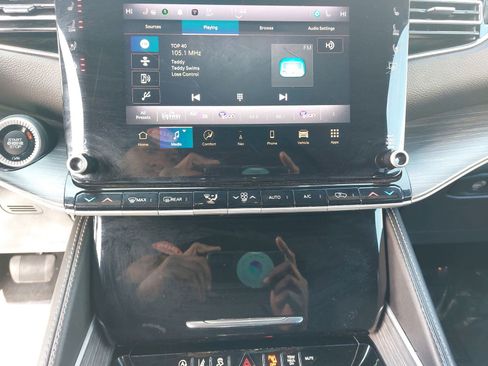 Used 2023 Jeep Wagoneer L Series II image 23