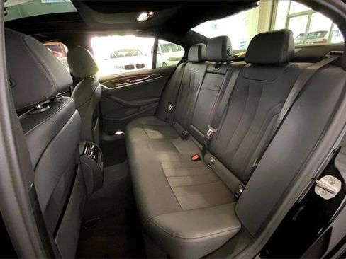 Used 2021 BMW 540i w/ M Sport Package image 26