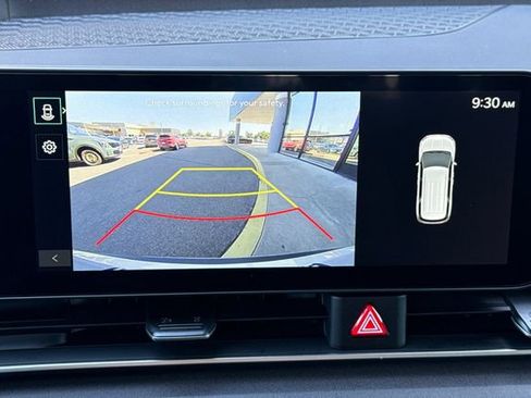 New 2026 Kia Carnival EX FWD image 25