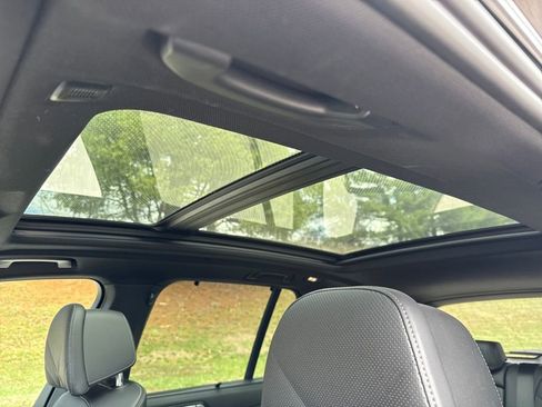 Used 2023 BMW X5 xDrive45e w/ Executive Package image 23