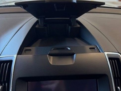 Certified 2019 Ford Edge Titanium w/ Equipment Group 301A image 19