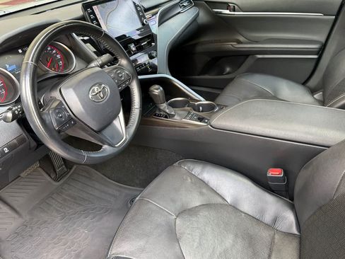 Used 2022 Toyota Camry XSE w/ Navigation Package FWD image 11