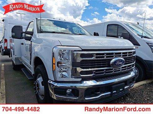 New 2023 Ford F350 XL w/ XL Chrome Package image 1