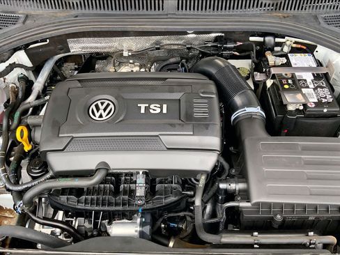 Used 2025 Volkswagen Jetta GLI Autobahn FWD image 31