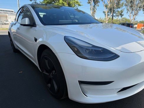 Used 2023 Tesla Model 3 Standard Range image 7