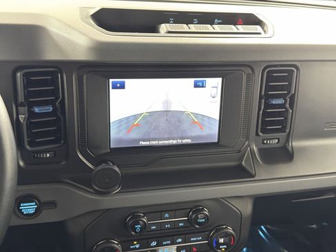 Used 2023 Ford Bronco Black Diamond image 19