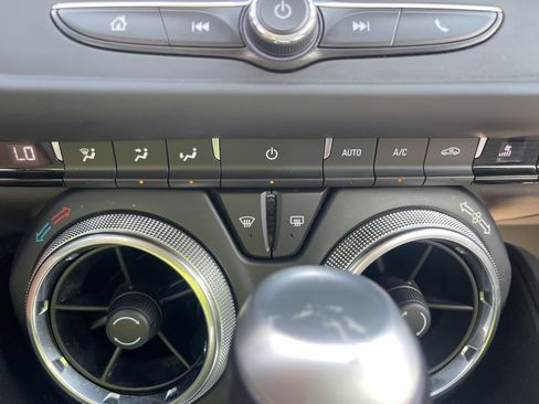 Used 2023 Chevrolet Camaro LT image 26