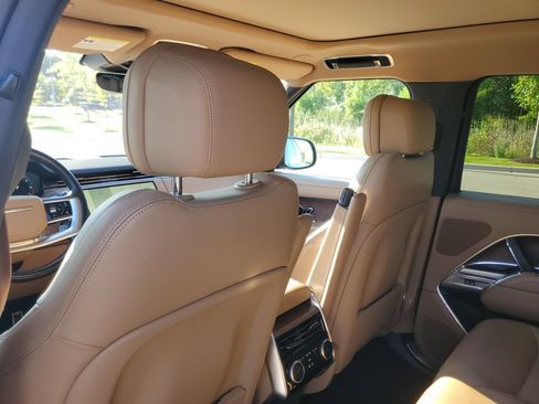 Used 2023 Land Rover Range Rover SE AWD/4WD image 27