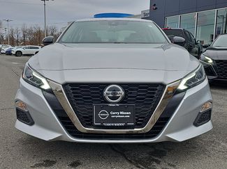 Used 2022 Nissan Altima 2.5 SR video 2