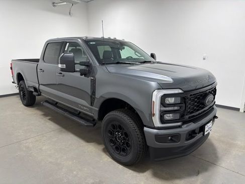 New 2026 Ford F350 XLT w/ XLT Premium Package AWD/4WD image 3
