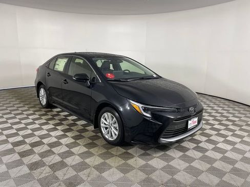 New 2026 Toyota Corolla XLE image 7