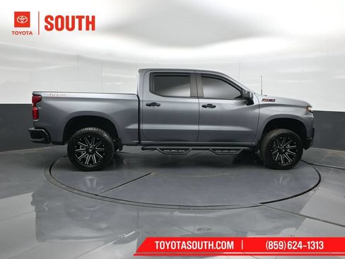 Used 2021 Chevrolet Silverado 1500 LT Trail Boss w/ Convenience Package II AWD/4WD image 3