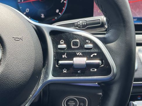 Certified 2023 Mercedes-Benz GLE 350 4MATIC w/ Premium Package image 31