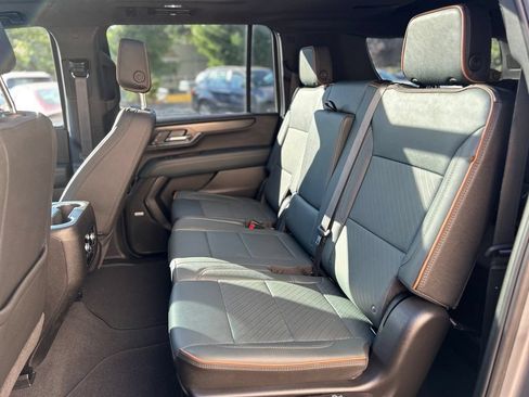 Used 2026 GMC Yukon XL AT4 AWD/4WD image 13