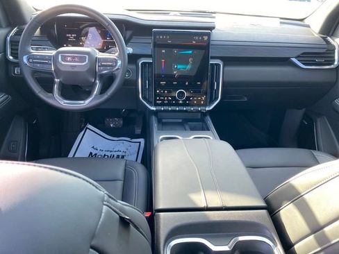 Certified 2024 GMC Acadia Elevation w/ Black Edition image 5