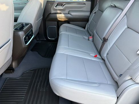 Used 2024 Chevrolet Silverado 2500 LTZ w/ LTZ Plus Package image 21