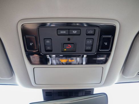 Used 2026 Toyota Grand Highlander FWD image 22