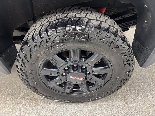Used 2024 GMC Sierra 3500 AT4 w/ AT4 Premium Plus Package AWD/4WD image 14