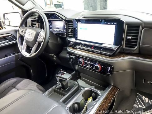 Used 2024 GMC Sierra 1500 Elevation w/ Preferred Package AWD/4WD image 24