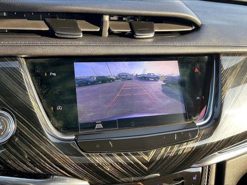 Used 2023 Cadillac XT6 Premium Luxury FWD image 17