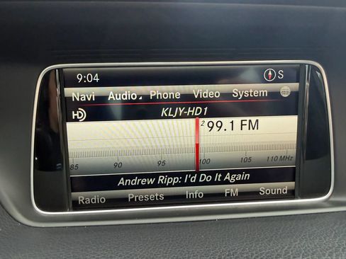 Used 2014 Mercedes-Benz E 350 4MATIC Sedan image 25