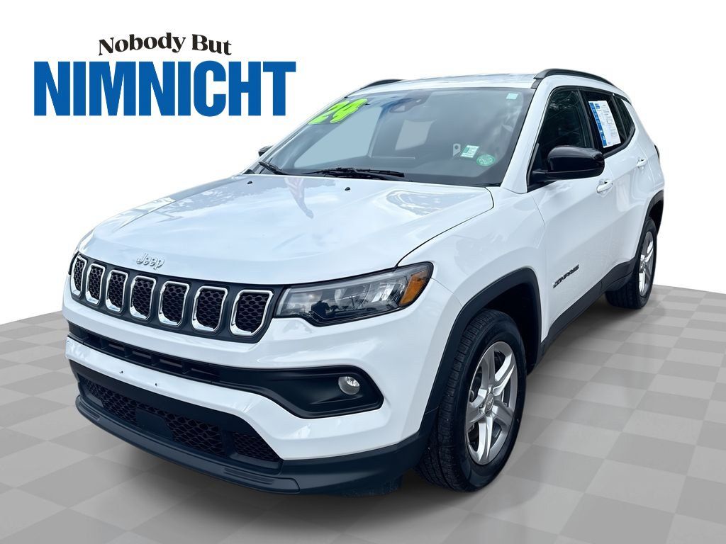 Used 2024 Jeep Compass Latitude AWD/4WD image 1