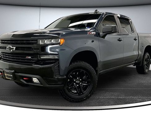 Used 2020 Chevrolet Silverado 1500 LT Trail Boss AWD/4WD image 3