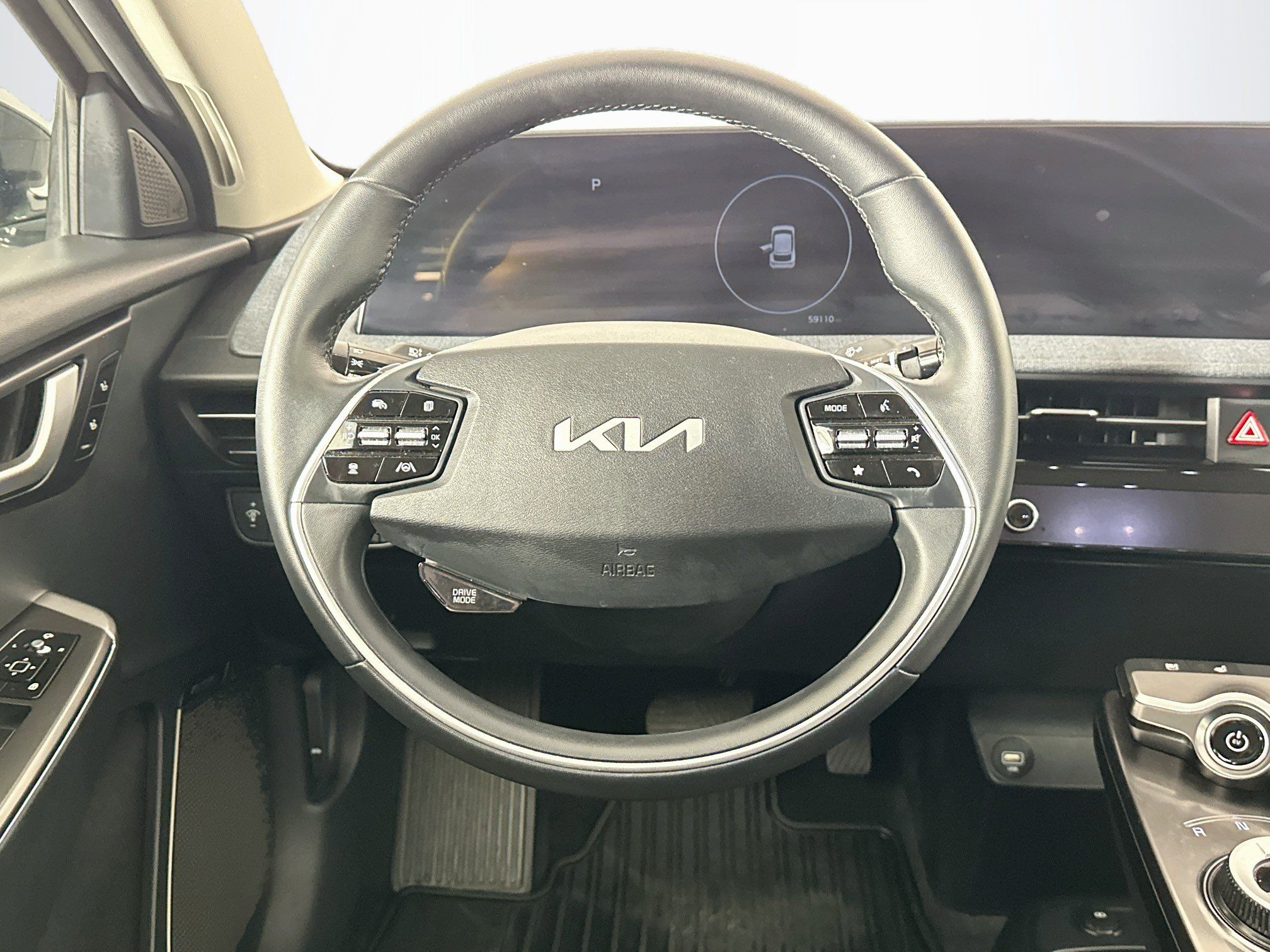 Used 2022 Kia EV6 Wind RWD image 18
