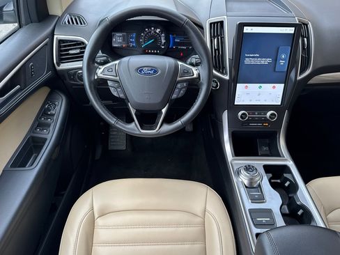 Certified 2024 Ford Edge SEL image 15