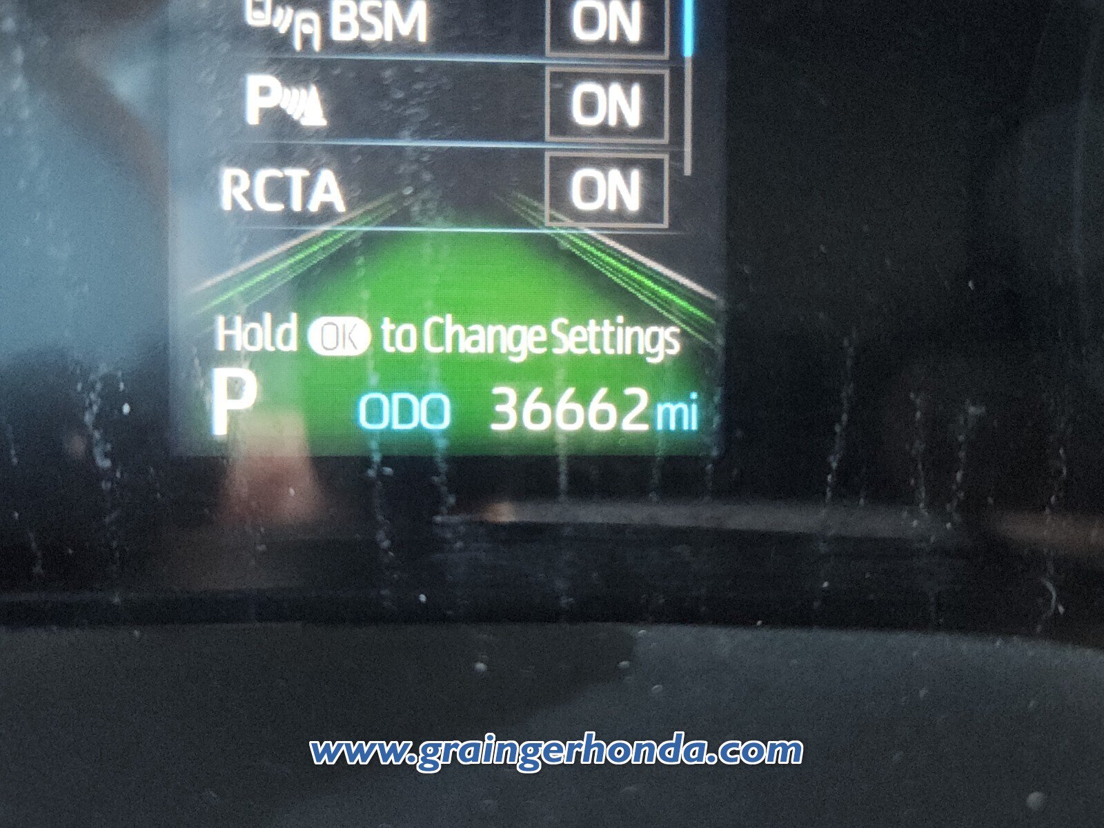 Used 2024 Toyota Sienna XLE w/ XLE Plus Package FWD image 24
