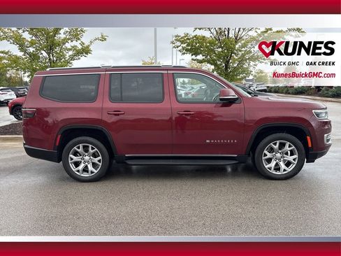 Used 2022 Jeep Wagoneer Series II image 4