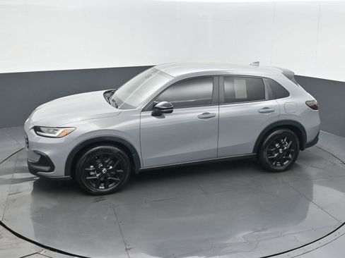 Certified 2025 Honda HR-V Sport image 12