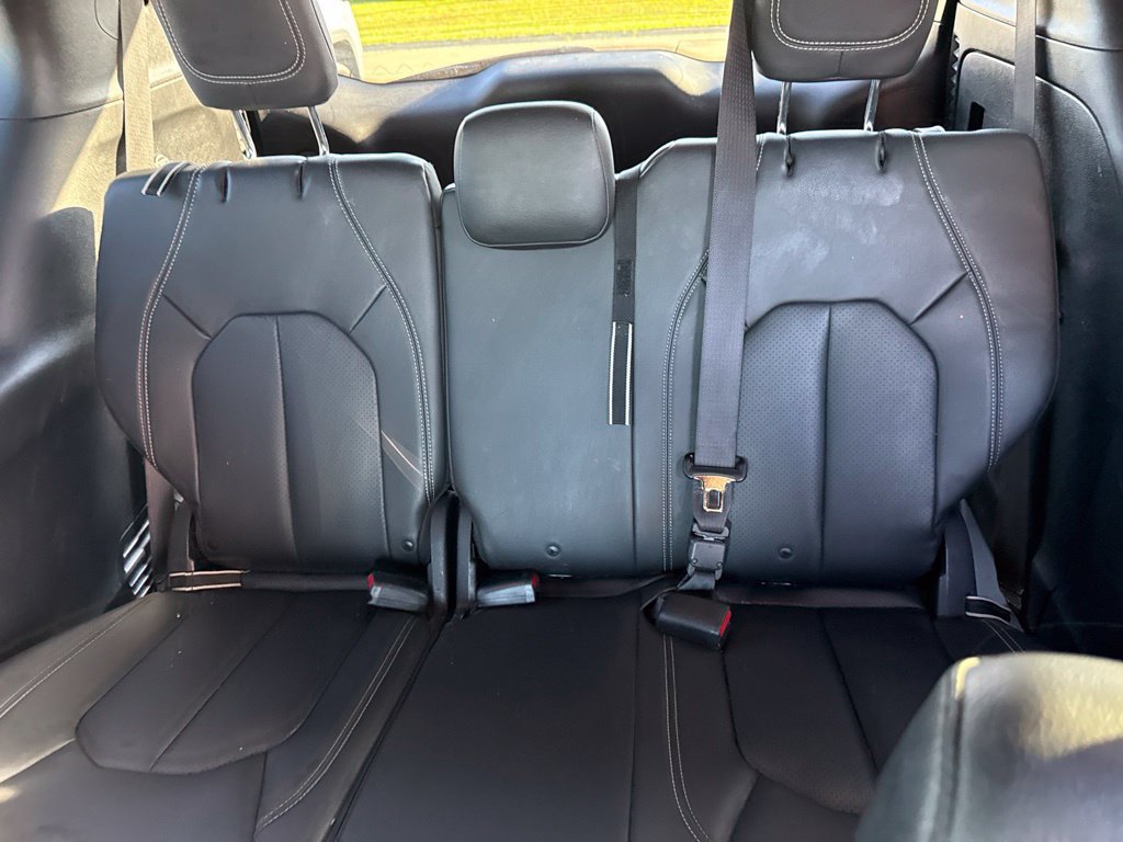 Used 2019 Chrysler Pacifica Touring-L Plus FWD image 13