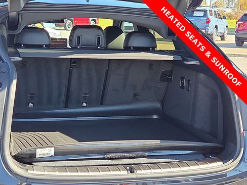 Used 2023 BMW X4 M40i image 9